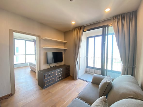 bedroom and living room and room interior of Q Chid Lom – Phetchaburi