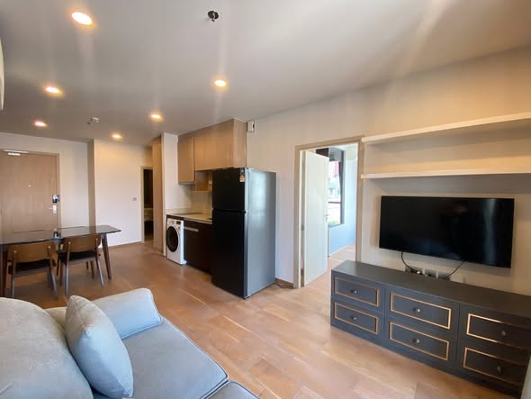 living room and room interior of Q Chid Lom – Phetchaburi