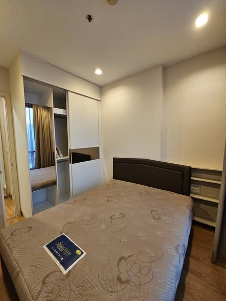 bedroom of Q House Sukhumvit 79
