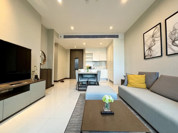 living room of Q1 Sukhumvit Condo by Q House
