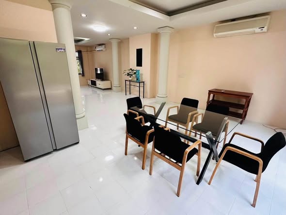 room interior of Quarter 31