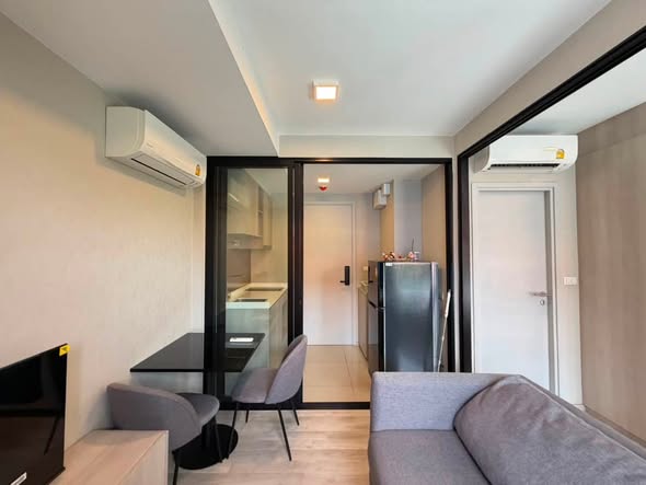 room interior of Quintara Arte Sukhumvit 52
