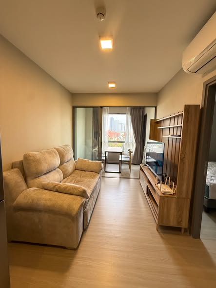 living room and bedroom of Quintara Phume Sukhumvit 39