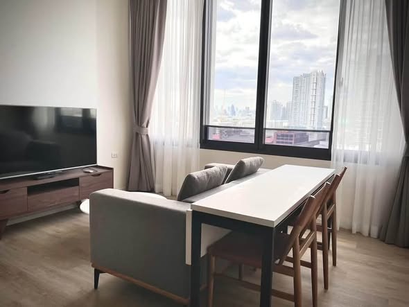 bedroom and living room and room interior of RAMADA RESIDENCE SUKHUMVIT 87