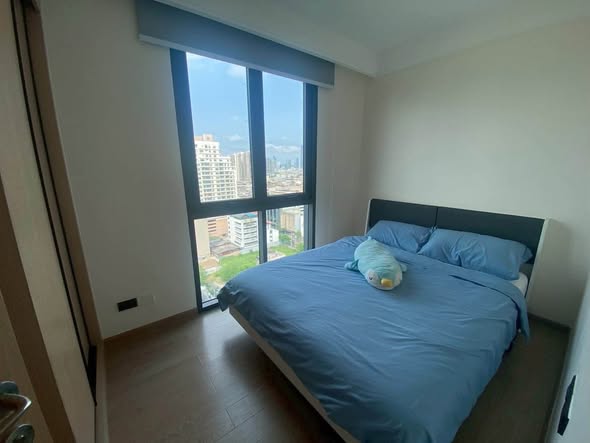 bedroom of Regal Condo Sathon – Naradhiwas