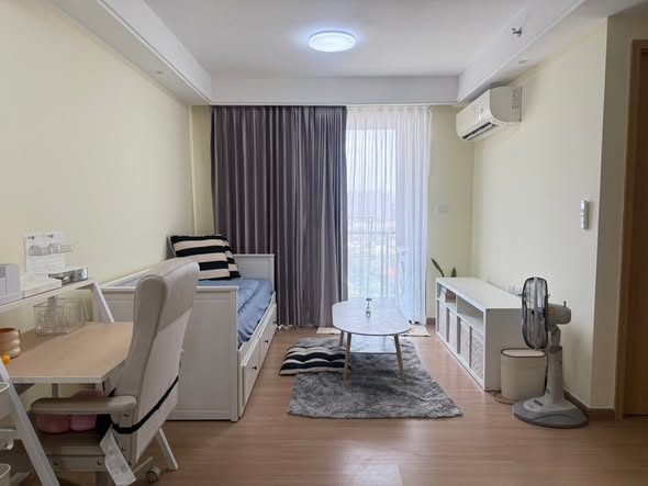 bedroom of Regal Condo Sathon – Naradhiwas