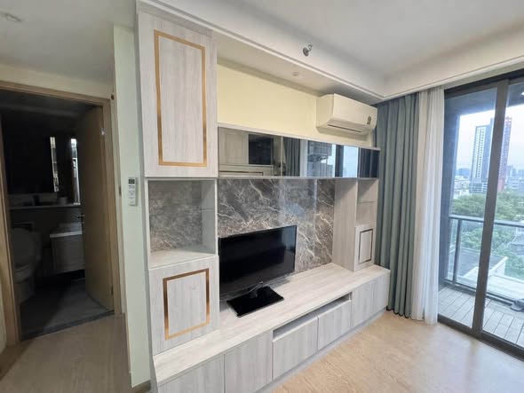 kitchen of Regal Sathon-Naradhiwas