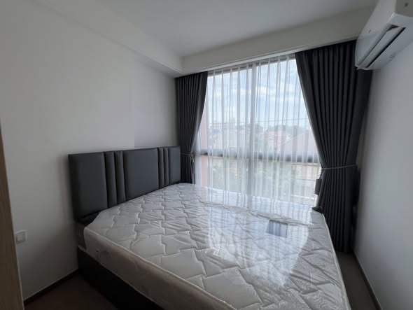bedroom of Regal Srinakarin 40