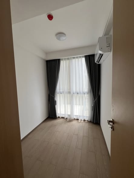 bedroom of Regal Srinakarin 40