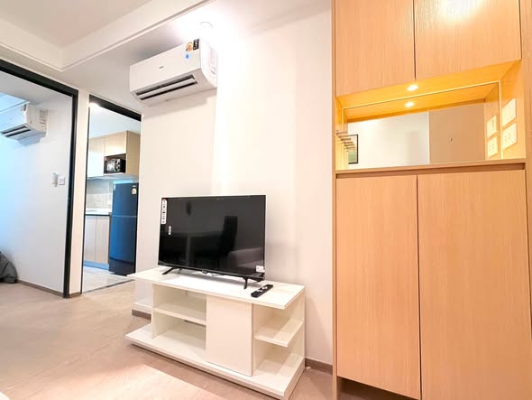 bedroom and room interior of Regal Srinakarin 40
