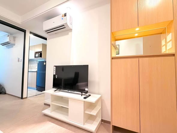 bedroom and room interior of Regal Srinakarin 40