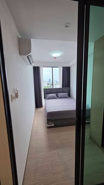 bedroom and room interior of Regal Srinakarin 40