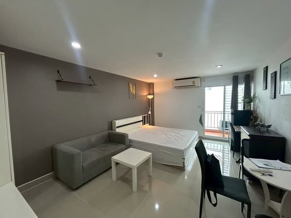bedroom of Regent Home 19