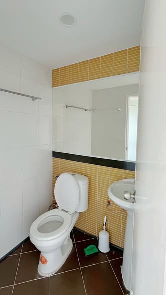 bathroom of Regent Home 6/1 Prachachuen