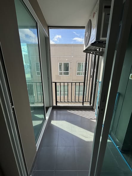 room interior of Regent Home 97/1
