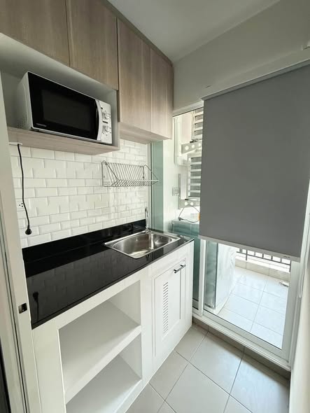 bathroom and kitchen of Regent Home Bangna (รีเจ้นท์โฮม บางนา)