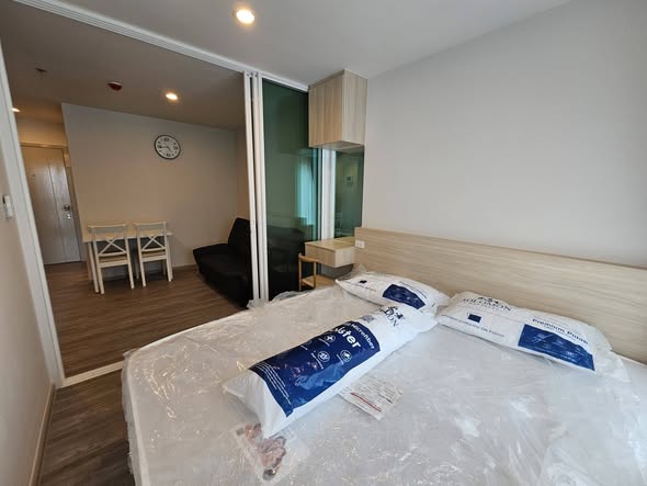 bedroom of Regent Home Bangna (รีเจ้นท์โฮม บางนา)