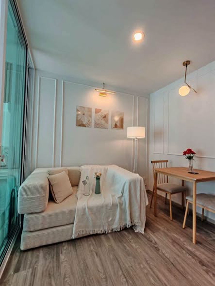 bedroom and living room of Regent Home Bangna (รีเจ้นท์โฮม บางนา)