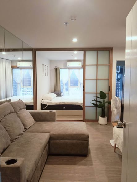 bedroom and living room and room interior of Regent Home Bangna (รีเจ้นท์โฮม บางนา)