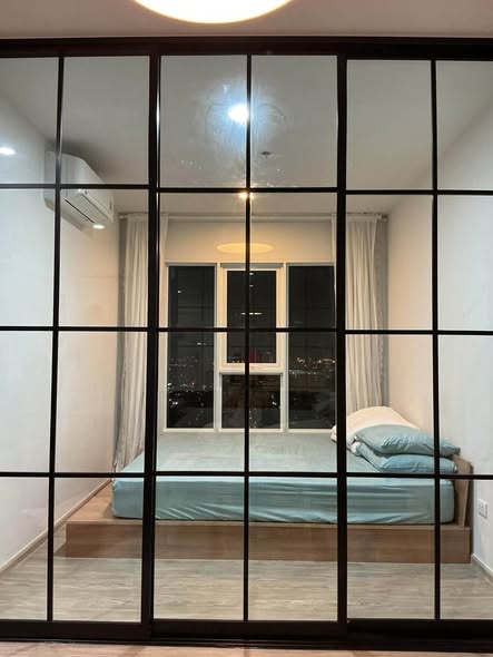 bedroom and room interior of Regent Home Bangna (รีเจ้นท์โฮม บางนา)