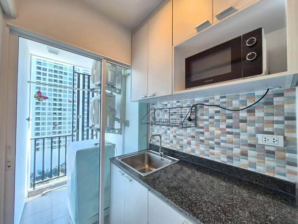 kitchen of Regent Home Bangna (รีเจ้นท์โฮม บางนา)