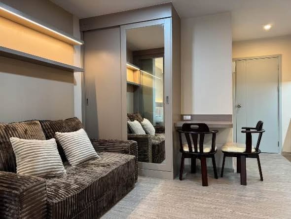 living room and bedroom of Regent Home Bangna (รีเจ้นท์โฮม บางนา)
