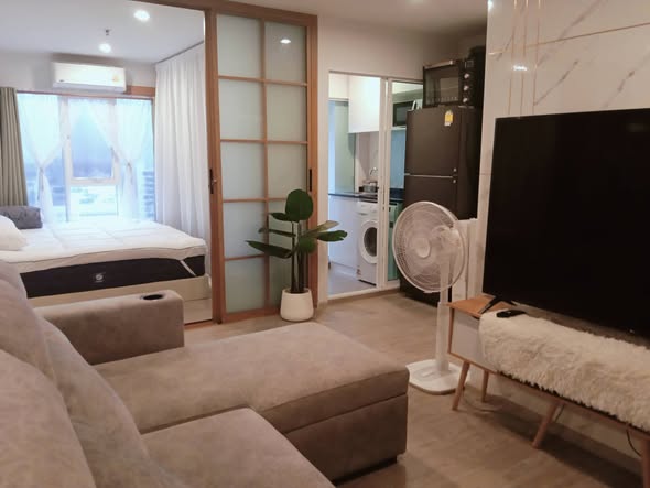 living room and bedroom of Regent Home Bangna (รีเจ้นท์โฮม บางนา)