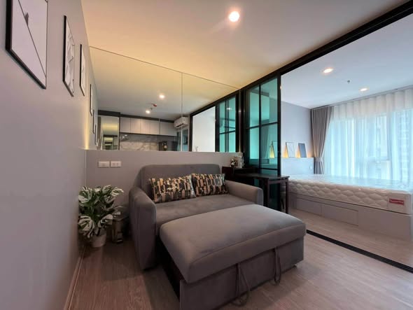 living room and bedroom of Regent Home Bangna (รีเจ้นท์โฮม บางนา)