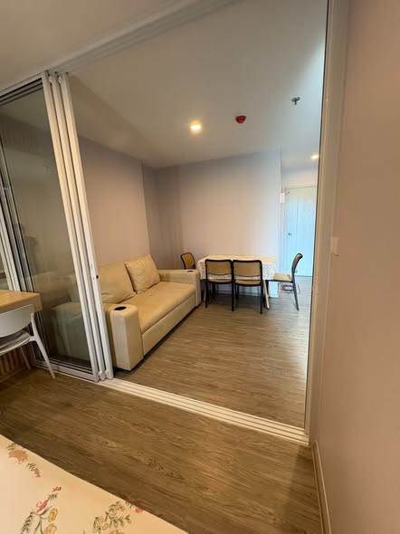 living room and room interior of Regent Home Bangna (รีเจ้นท์โฮม บางนา)