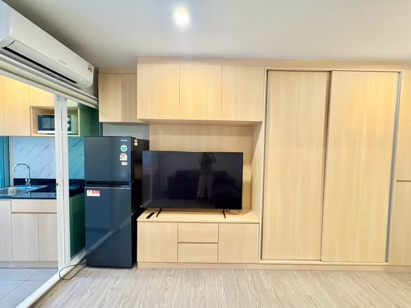 room interior and kitchen of Regent Home Bangna (รีเจ้นท์โฮม บางนา)