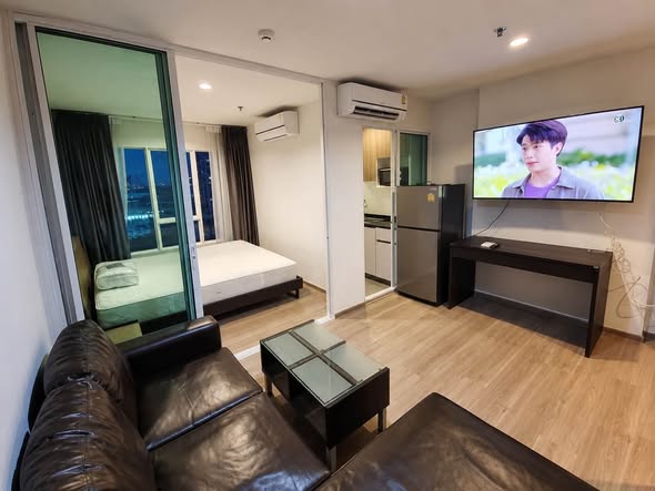 bedroom and room interior of Regent Home Bangson 28