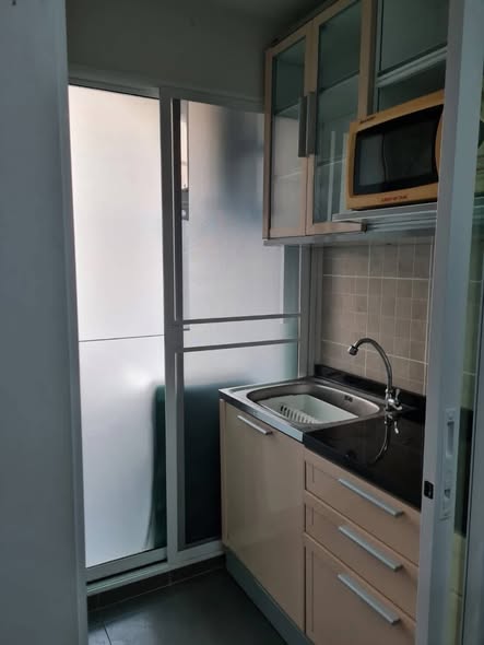 kitchen of Regent Home Sukhumvit 81