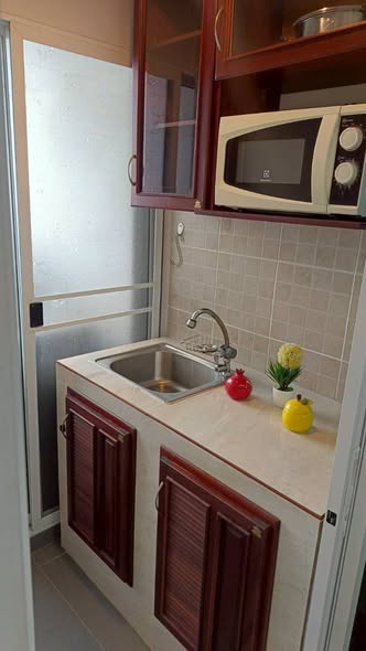 kitchen of Regent Home Sukhumvit 81