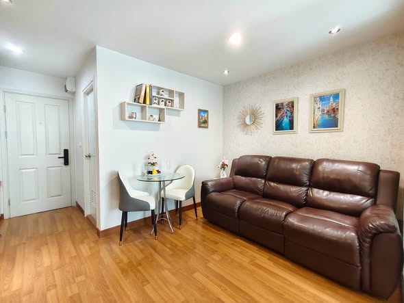 living room of Regent Home Sukhumvit 81
