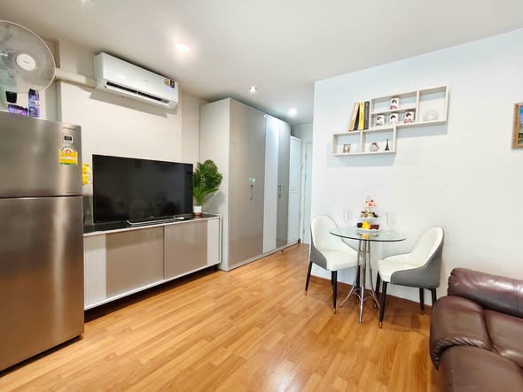 living room of Regent Home Sukhumvit 81