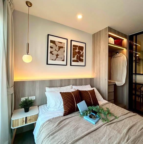 bedroom of Regent Home Wutthakat