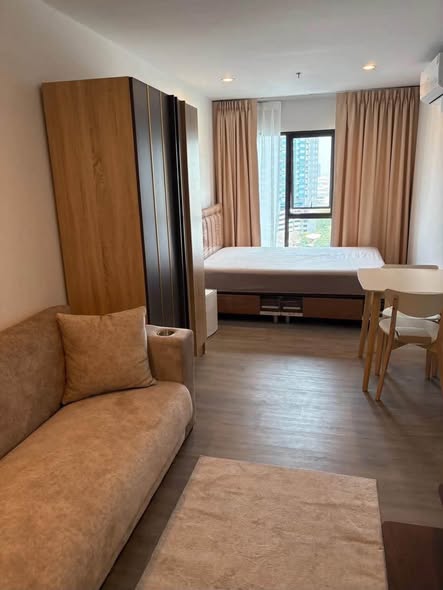 bedroom of Regent Home Wutthakat
