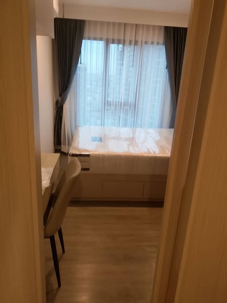 bedroom of Regent Home Wutthakat
