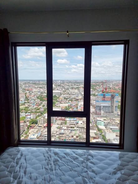 bedroom of Regent Home Wutthakat