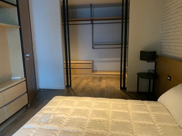 bedroom of Rende Sukhumvit 23