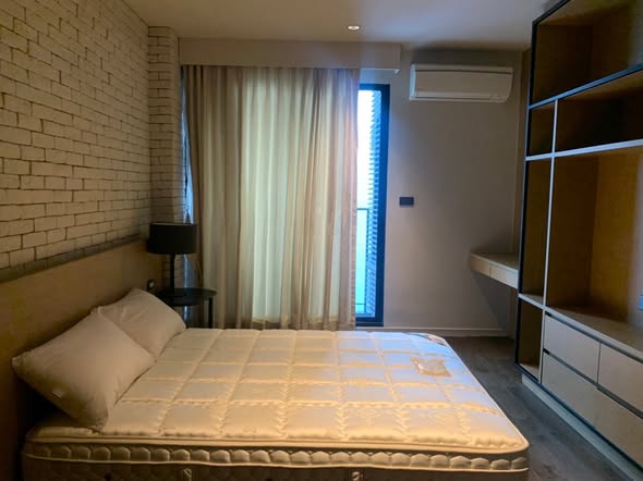 bedroom of Rende Sukhumvit 23