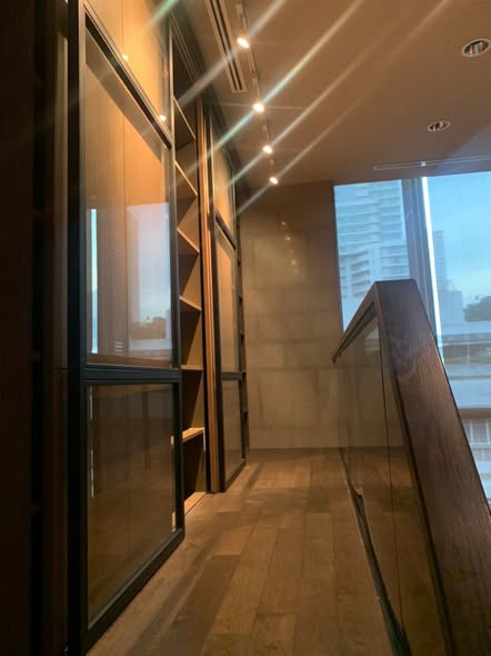 room interior of Rende Sukhumvit 23