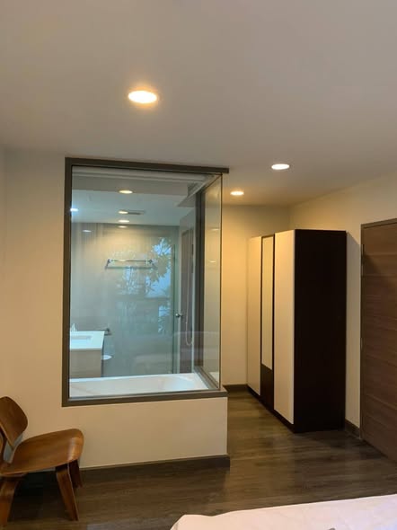 room interior of Rende Sukhumvit 23
