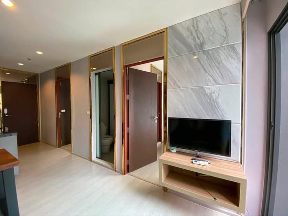 bedroom and room interior of Rhythm Asoke