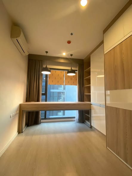 bedroom and room interior of Rhythm Asoke