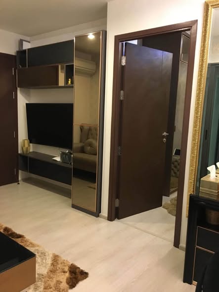 bedroom and room interior of Rhythm Asoke