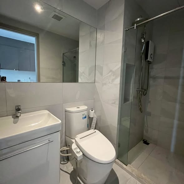 bathroom of RHYTHM Ekkamai
