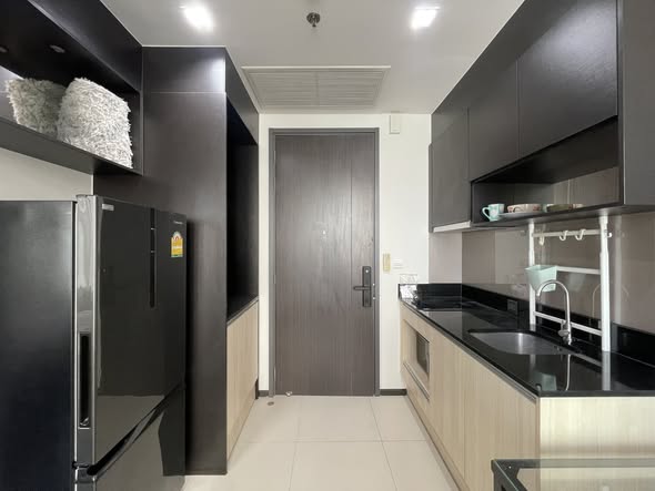 bathroom and kitchen of RHYTHM Ekkamai