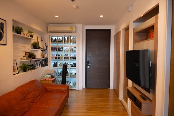 living room and room interior of RHYTHM Phahon-Ari