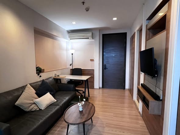 living room and room interior of RHYTHM Phahon-Ari